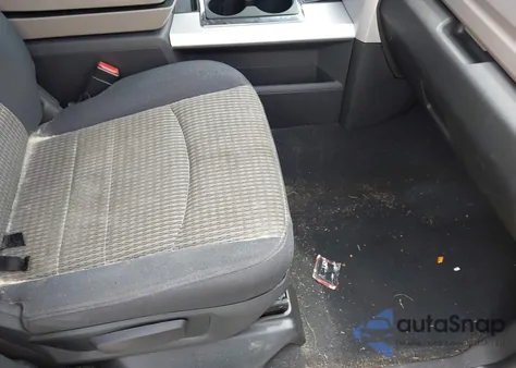 2009 Dodge Ram 1500 Slt/Sport/Trx z USA, uszkodzony, nr VIN 1D3HB18T89S700200